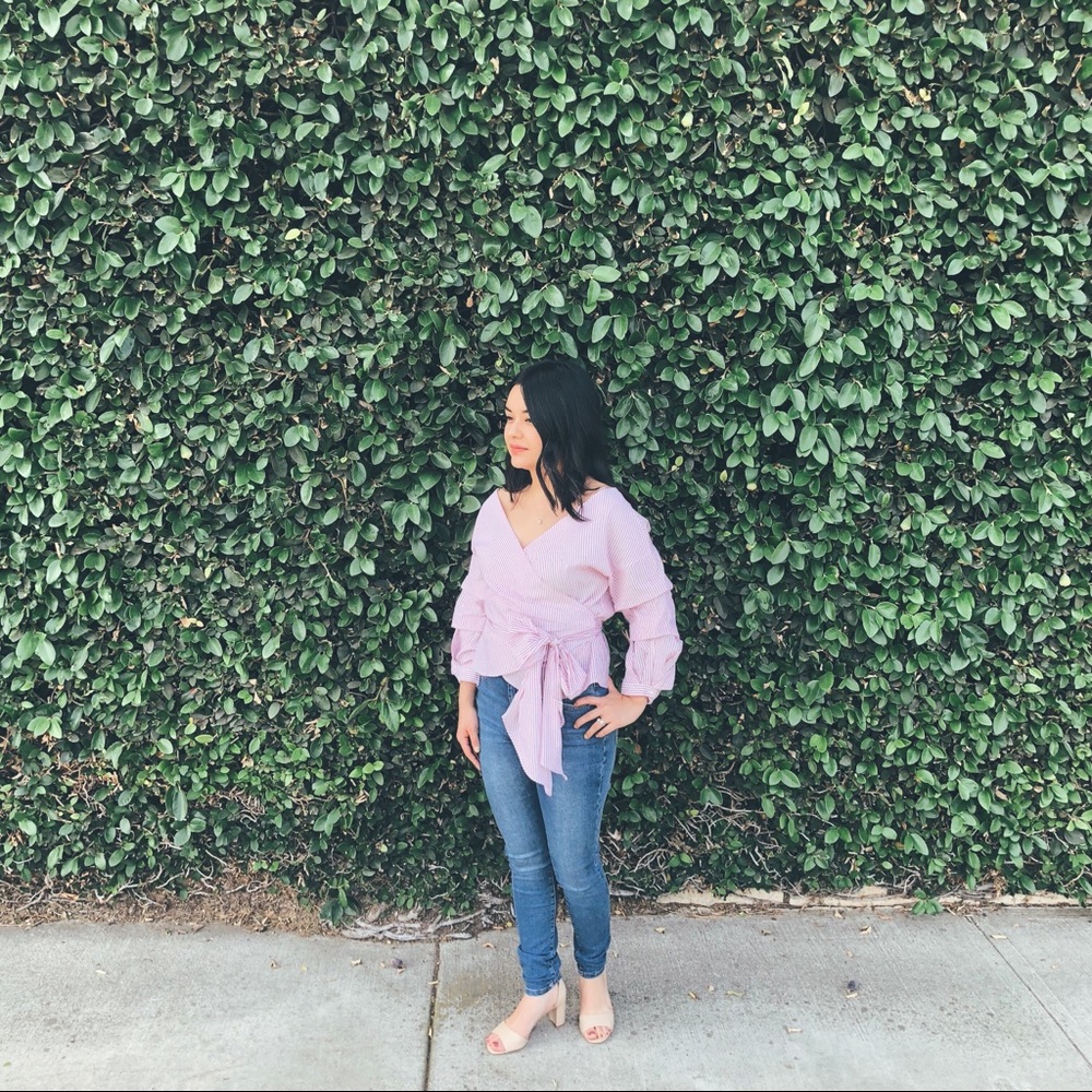 🔻SALE LAST 1 (S) Kimberly Wrap Blouse - Picture 2 of 7